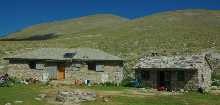 Olymbus refuges Christakis3 768x368