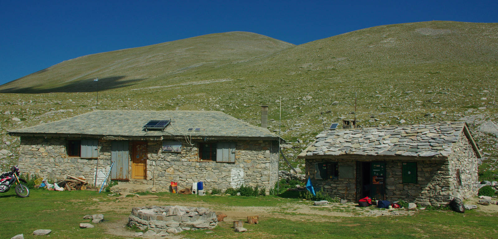 Olymbus refuges Christakis3